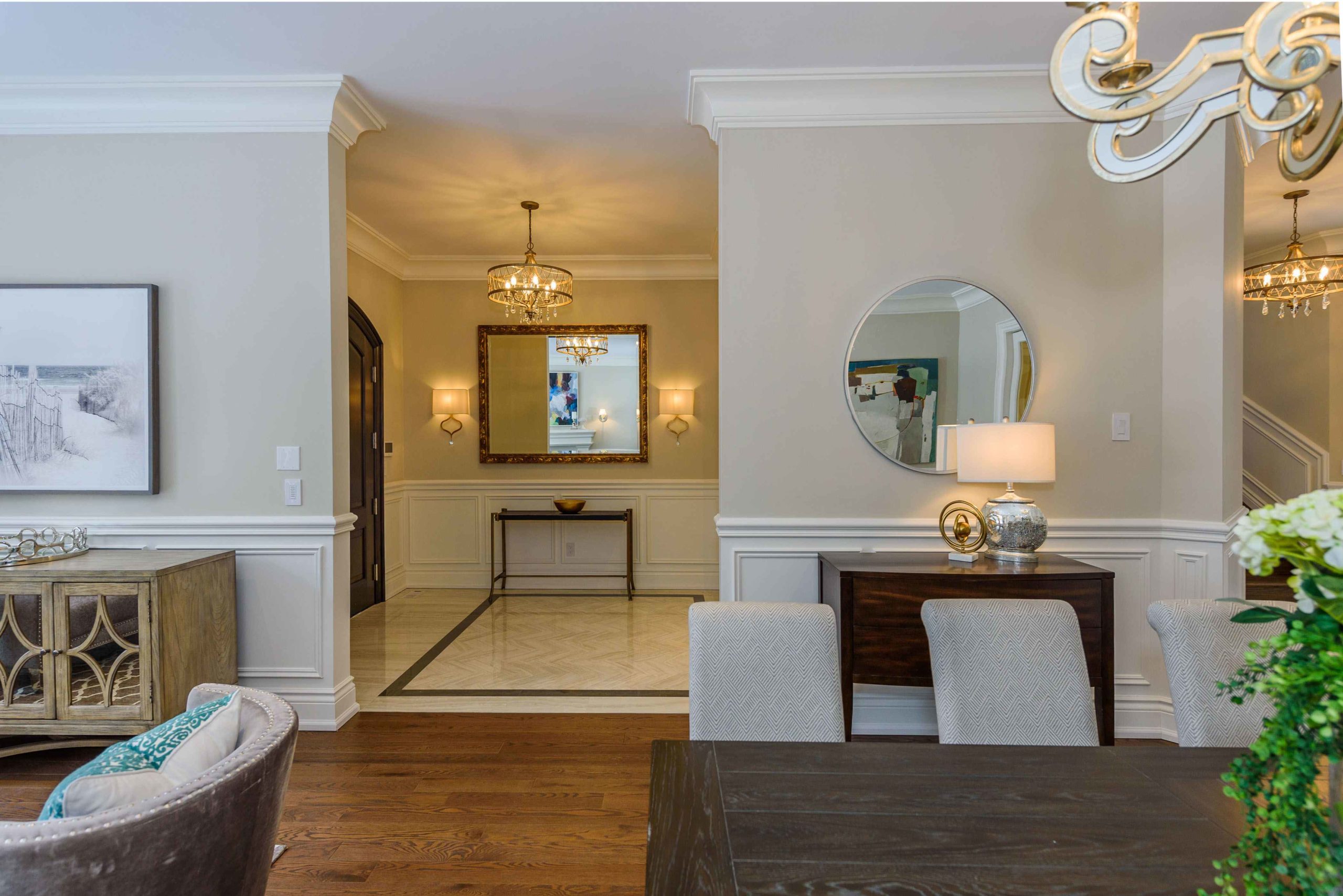 06_Bayview-Village-Traditional-Custom-Home-SRF-scaled